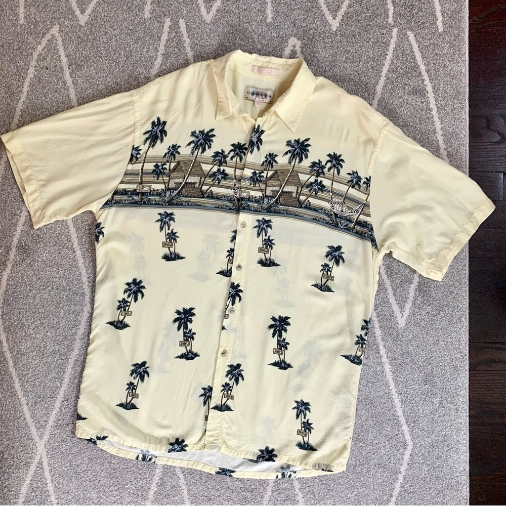 Campia Moda Yellow Hawaiian Short Sleeve Button Down Shirt